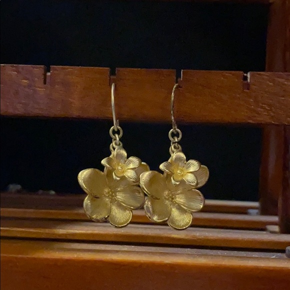 Gold Flower Earrings